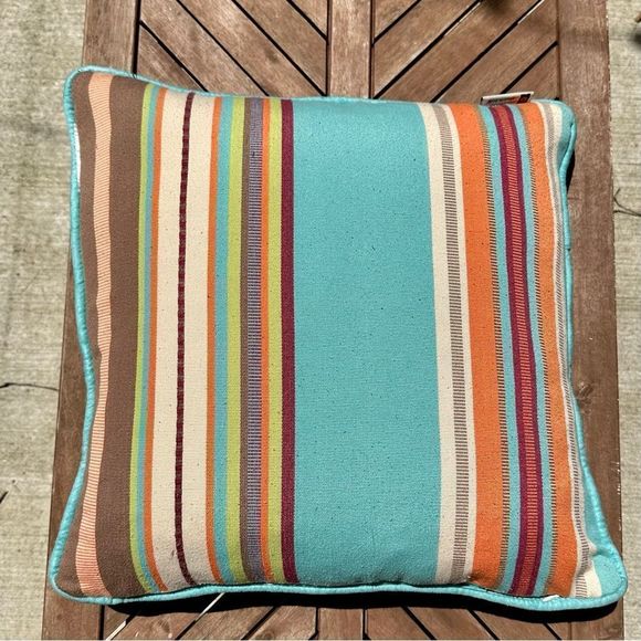 HiEnd Accent Buffalo Aztec Accent Pillow - Picture 5 of 6